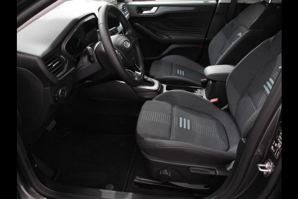 Ford FOCUS Wagon 1.0 EcoBoost 155pk Automaat Active X Navigatie Climate Control Camera Parkeer sensoren B&O Dab Led Lichtmetalen velgen