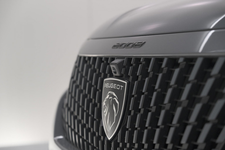 Peugeot e-2008 EV Allure 54 kWh | SOH 97,2% | 360 Camera | Dodehoekdetectie | 11 KW Lader | Apple Carplay