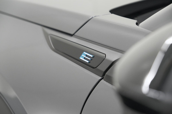 Peugeot e-2008 EV Allure 54 kWh | SOH 97,2% | 360 Camera | Dodehoekdetectie | 11 KW Lader | Apple Carplay