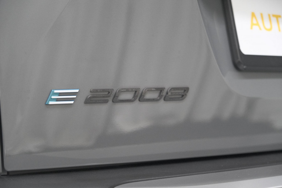 Peugeot e-2008 EV Allure 54 kWh | SOH 97,2% | 360 Camera | Dodehoekdetectie | 11 KW Lader | Apple Carplay