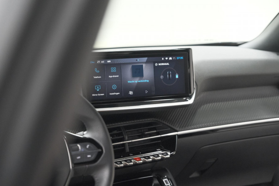 Peugeot e-2008 EV Allure 54 kWh | SOH 97,2% | 360 Camera | Dodehoekdetectie | 11 KW Lader | Apple Carplay