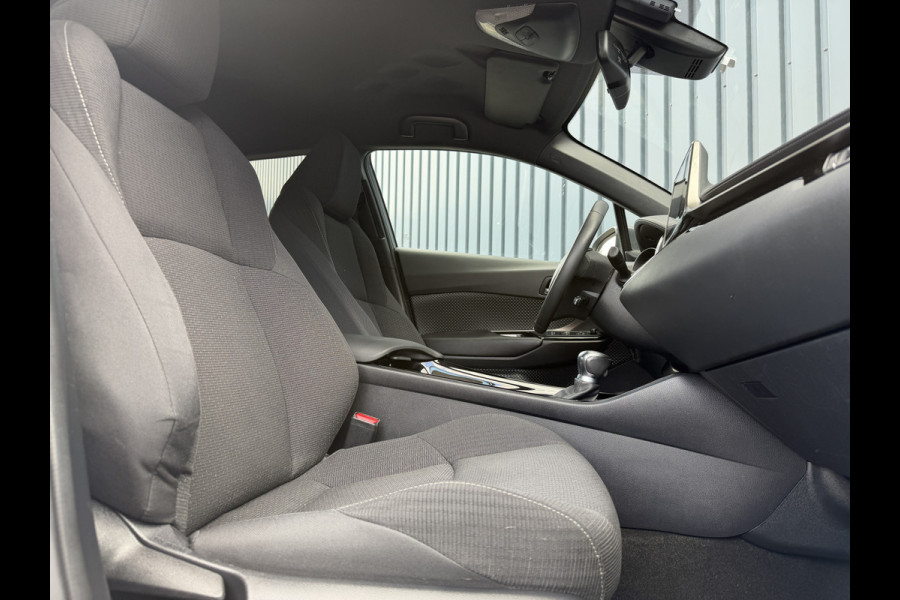 Toyota C-HR 1.8 Hybrid Bi-Tone | Dealer onderhouden | Afnm. TREKHAAK | Rijklaar!!