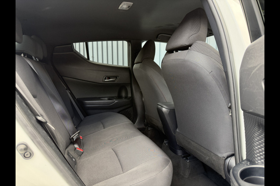 Toyota C-HR 1.8 Hybrid Bi-Tone | Dealer onderhouden | Afnm. TREKHAAK | Rijklaar!!