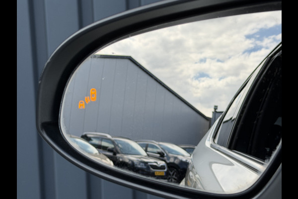 Toyota C-HR 1.8 Hybrid Bi-Tone | Dealer onderhouden | Afnm. TREKHAAK | Rijklaar!!