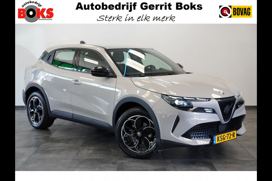 Alfa Romeo junior Elettrica 54 kWh PDC ACC 18" LED