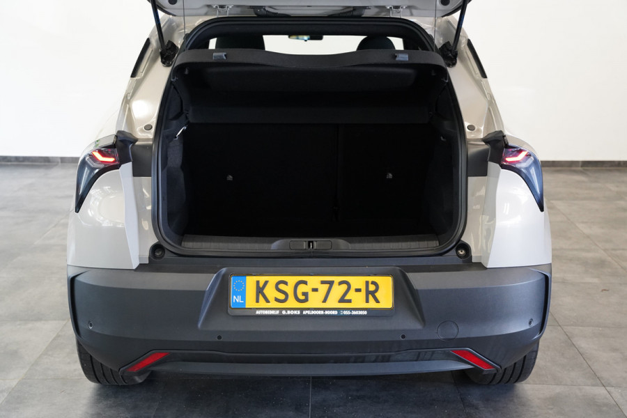 Alfa Romeo junior Elettrica 54 kWh PDC ACC 18" LED