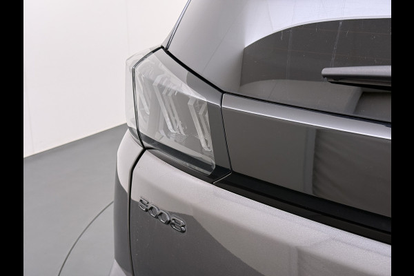 Peugeot 5008 131PK GT 7-Persoons Adap.Cruise 360°Camera 3D-Navi Ecc Apple Carplay Android Auto Keyless Black Pack Pdc Regen-Lichtsensor Privacy Glas Lmv Full-Led Isofix DAB Bluetooth Lane Assist Dodehoekdetectie 1e Eigenaar Dealeronderhouden Origineel Nederlandse Auto
