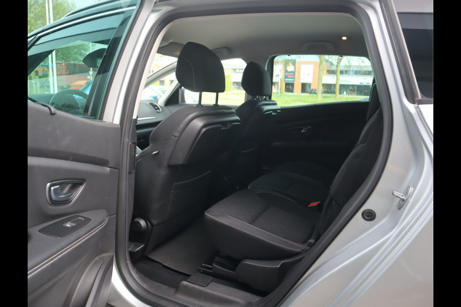 Renault Grand Scénic 1.3 TCe Intens 7p. Navi / Camera / Pdc / Elekramen / Handgesch  7 zitplaatsen / Instap klaar / 2 jaar apk /