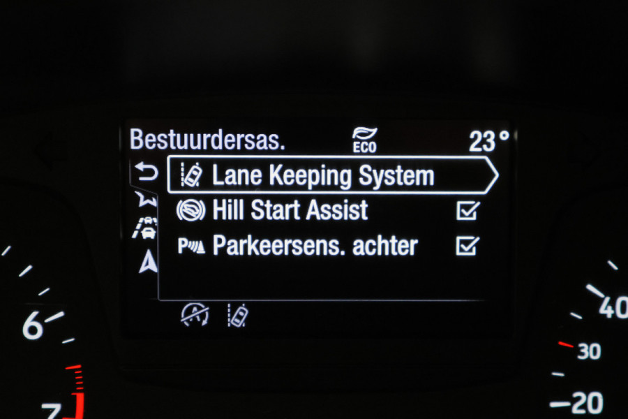 Ford Fiesta 1.1 Trend Cruise, Apple CarPlay, DAB, Lane Assist, PDC
