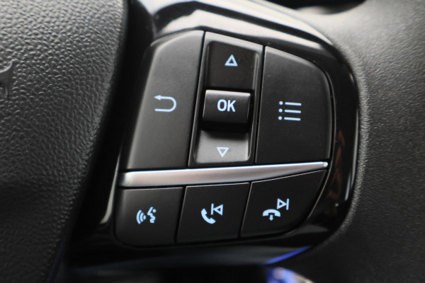 Ford Fiesta 1.1 Trend Cruise, Apple CarPlay, DAB, Lane Assist, PDC