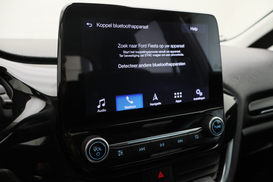 Ford Fiesta 1.1 Trend Cruise, Apple CarPlay, DAB, Lane Assist, PDC