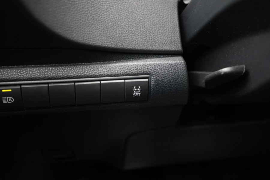 Toyota Corolla 1.5 Cruise Clima LED Automaat!