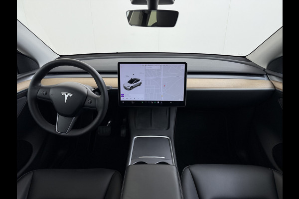 Tesla Model Y Long Range AWD 75kWh 514PK Warmtepomp Stuur+Stoel+Achterbankverwarming Panoramadak Camera's Adap.Cruise Navi Ecc Premium-Audio L Keyless Intel Atom®-Processor Privacy Glas Lmv Matrix Led Dodehoekdetectie