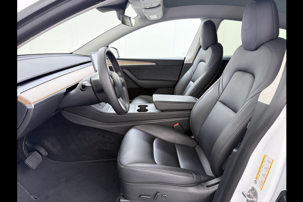 Tesla Model Y Long Range AWD 75kWh 514PK Warmtepomp Stuur+Stoel+Achterbankverwarming Panoramadak Camera's Adap.Cruise Navi Ecc Premium-Audio L Keyless Intel Atom®-Processor Privacy Glas Lmv Matrix Led Dodehoekdetectie