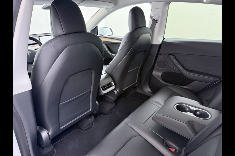 Tesla Model Y Long Range AWD 75kWh 514PK Warmtepomp Stuur+Stoel+Achterbankverwarming Panoramadak Camera's Adap.Cruise Navi Ecc Premium-Audio L Keyless Intel Atom®-Processor Privacy Glas Lmv Matrix Led Dodehoekdetectie