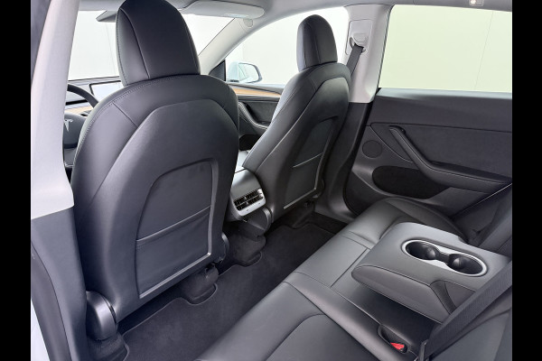 Tesla Model Y Long Range AWD 75kWh 514PK Warmtepomp Stuur+Stoel+Achterbankverwarming Panoramadak Camera's Adap.Cruise Navi Ecc Premium-Audio L Keyless Intel Atom®-Processor Privacy Glas Lmv Matrix Led Dodehoekdetectie