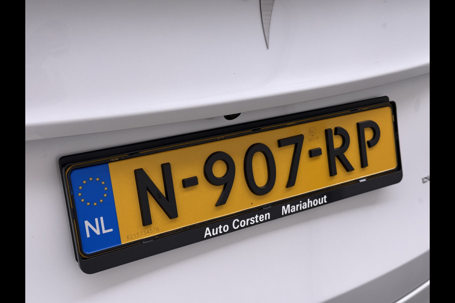 Tesla Model Y Long Range AWD 75kWh 514PK Warmtepomp Stuur+Stoel+Achterbankverwarming Panoramadak Camera's Adap.Cruise Navi Ecc Premium-Audio L Keyless Intel Atom®-Processor Privacy Glas Lmv Matrix Led Dodehoekdetectie