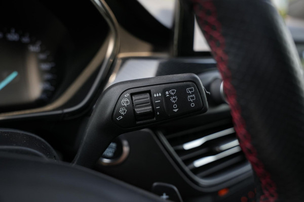 Ford FOCUS Wagon 1.5 EcoBoost ST Line Business Stoel Stuur verwarming
