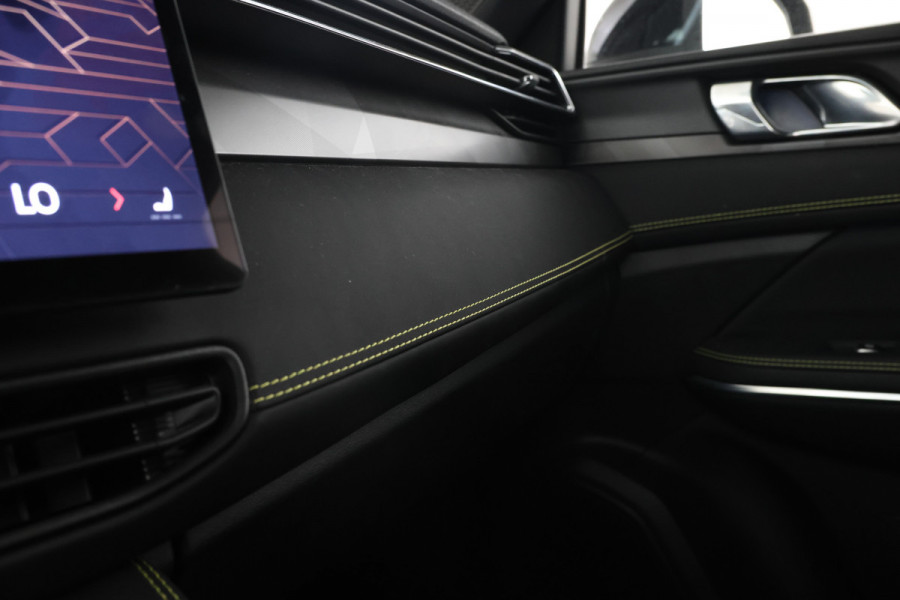 Lynk & Co 01 1.5 More Facelift! 360 cam, Elek, panorama, Stoelverwarming,