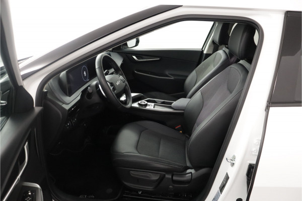 Kia Ev6 Light Edition 58 kWh Automaat SOH 98,4% - Stoel-/ Stuurverwarming - Carplay/Android Auto - Camera - Fabrieksgarantie Tot 2031