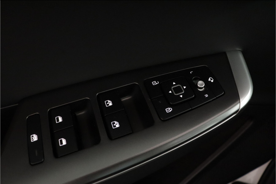 Kia Ev6 Light Edition 58 kWh Automaat SOH 98,4% - Stoel-/ Stuurverwarming - Carplay/Android Auto - Camera - Fabrieksgarantie Tot 2031