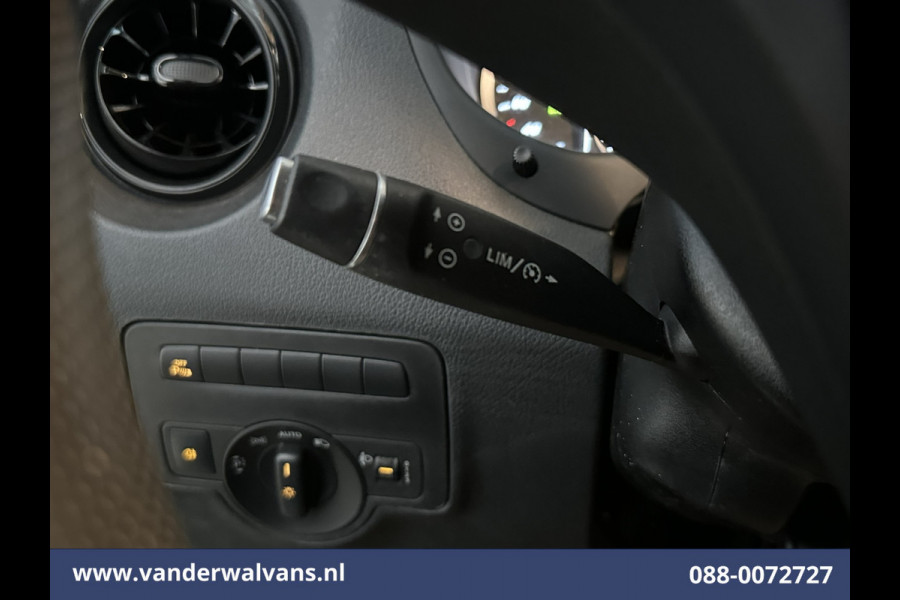 Mercedes-Benz Vito 110 CDI 102pk L2H1 Euro6 Airco | Imperiaal | Camera | Navigatie | Trekhaak | Apple Carplay | Cruisecontrol Android Auto, Parkeersensoren, Bijrijdersbank, Achterklep
