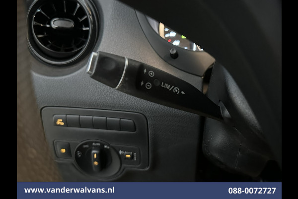 Mercedes-Benz Vito 110 CDI 102pk L2H1 Euro6 Airco | Imperiaal | Camera | Navigatie | Trekhaak | Apple Carplay | Cruisecontrol Android Auto, Parkeersensoren, Bijrijdersbank, Achterklep