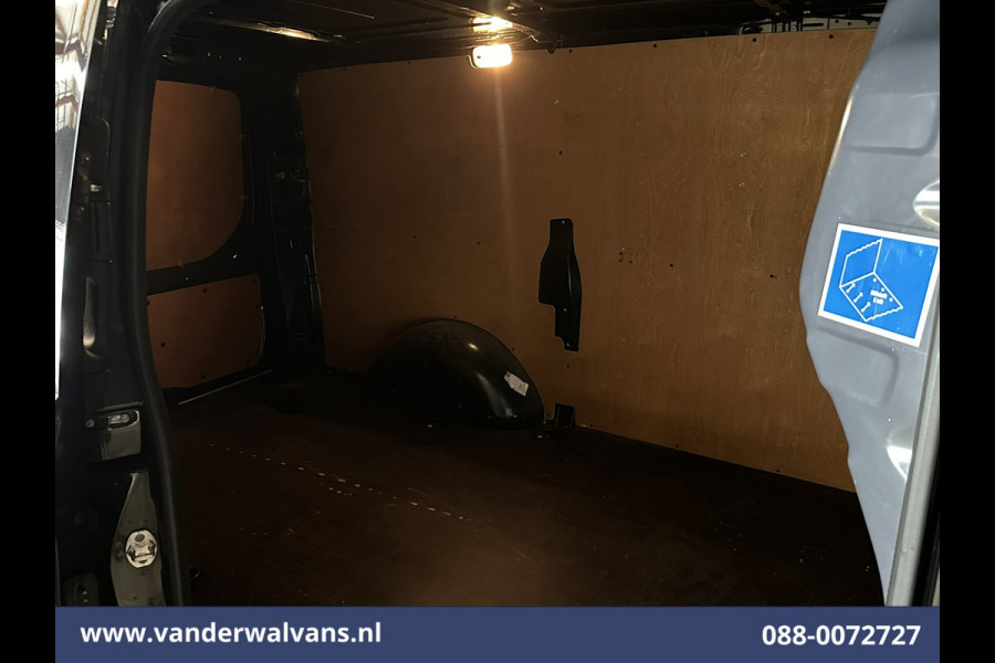 Mercedes-Benz Vito 110 CDI 102pk L2H1 Euro6 Airco | Imperiaal | Camera | Navigatie | Trekhaak | Apple Carplay | Cruisecontrol Android Auto, Parkeersensoren, Bijrijdersbank, Achterklep