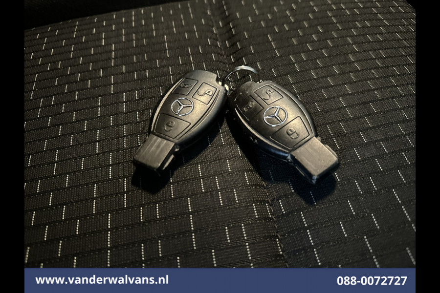 Mercedes-Benz Vito 110 CDI 102pk L2H1 Euro6 Airco | Imperiaal | Camera | Navigatie | Trekhaak | Apple Carplay | Cruisecontrol Android Auto, Parkeersensoren, Bijrijdersbank, Achterklep