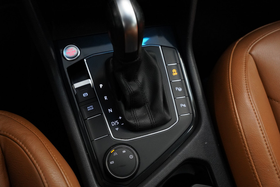 Seat Tarraco 1.5 TSI Xcellence 7p. Cruise/Climate Carplay Leder NAP!! Dealer onderhouden!