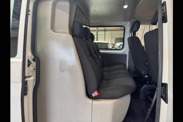 Volkswagen Transporter 2.0 TDI L1H1 Dubbele Cabine Airco-BT Radio-Imperiaal-Trekhaak-NL Auto-NAP