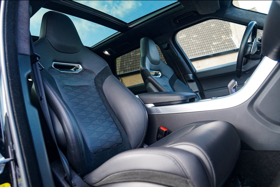 Land Rover Range Rover Sport 5.0 V8 SC SVR | Carbon Package | Kuipstoelen | 576PK | 360 cam | HuD | Stoelkoeling | Carbon Motorkap