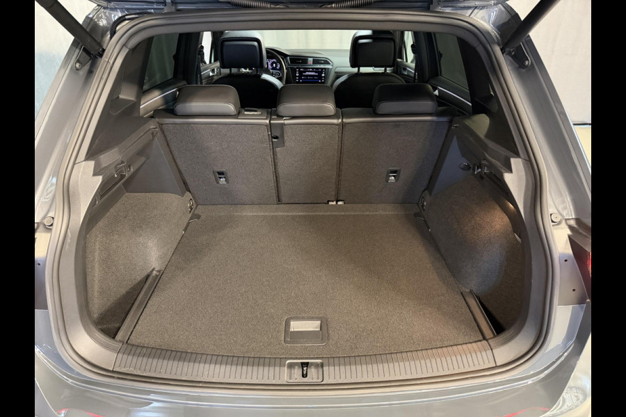 Volkswagen Tiguan 2.0 TSI 4Motion R-Line Black Style 20"/VOL Leder + memory/Harman Kardon/Panoramadak/360 camera/Elektrische klep/Stuur + stoelverwarming v+a