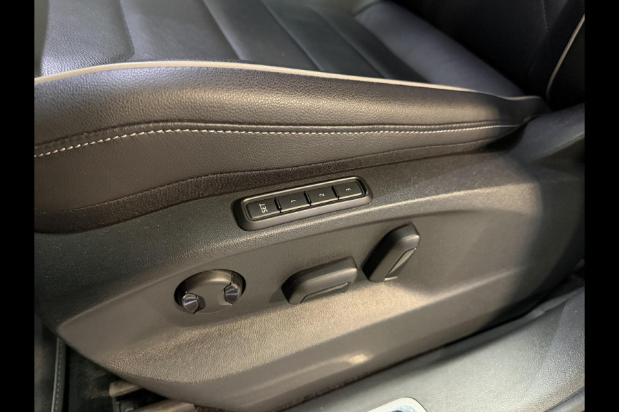 Volkswagen Tiguan 2.0 TSI 4Motion R-Line Black Style 20"/VOL Leder + memory/Harman Kardon/Panoramadak/360 camera/Elektrische klep/Stuur + stoelverwarming v+a