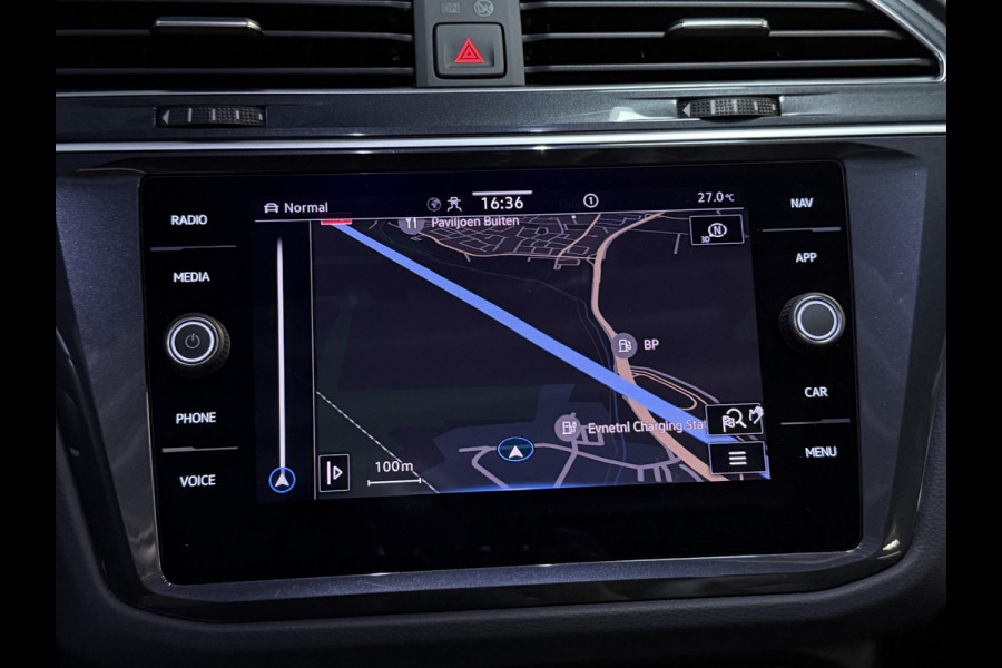 Volkswagen Tiguan 2.0 TSI 4Motion R-Line Black Style 20"/VOL Leder + memory/Harman Kardon/Panoramadak/360 camera/Elektrische klep/Stuur + stoelverwarming v+a