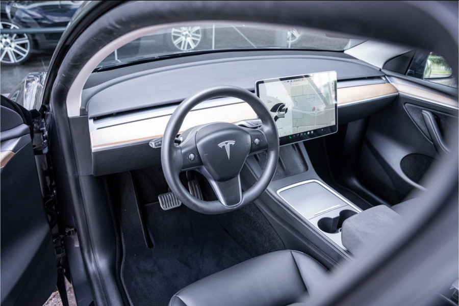 Tesla Model Y Long Range AWD 75 kWh
