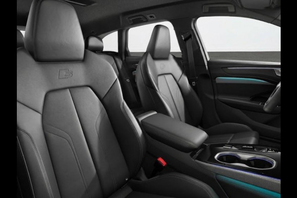 Audi A6 Avant S edition e-hybrid 299 pk | Techniekpakket plus | Adaptieve luchtvering | Premium pakket | Trekhaak, mechanisch draaibaar |