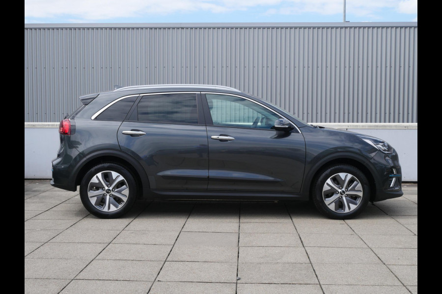 Kia e-Niro DynamicPlusLine 64 kWh | Cruise | Keyless | Navi | Schuif-kanteldak | Stoel-stuurverwarming |