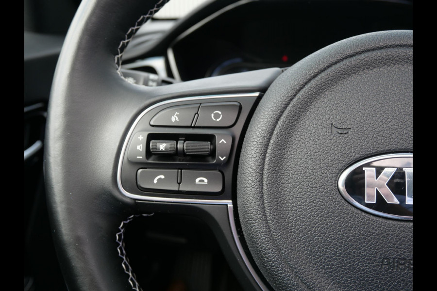 Kia e-Niro DynamicPlusLine 64 kWh | Cruise | Keyless | Navi | Schuif-kanteldak | Stoel-stuurverwarming |