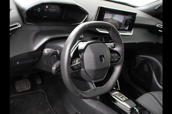 Peugeot e-2008 EV Allure 50 kWh Navigatie Apple Carplay/Android Auto Climate Control Led Parkeer sensoren Cruise Control Stoelverwarming Camera 360