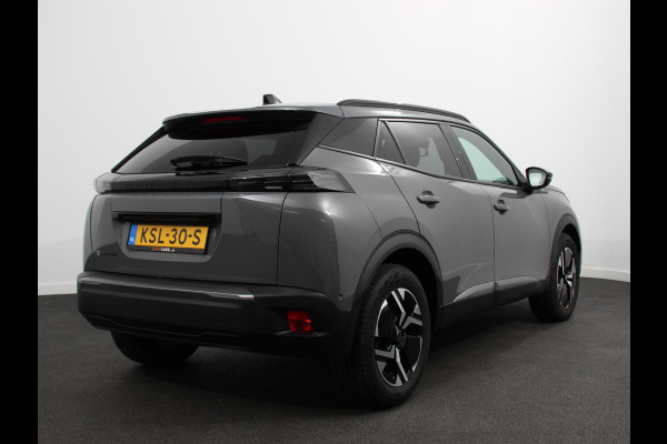 Peugeot e-2008 EV Allure 50 kWh Navigatie Apple Carplay/Android Auto Climate Control Led Parkeer sensoren Cruise Control Stoelverwarming Camera 360
