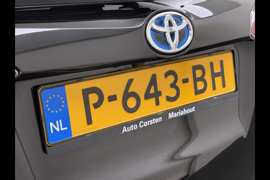 Toyota RAV4 2.5 Hybrid Automaat 197PK Adap.Cruise Stoelverwarming Navi Camera Cruise Control Ecc Bluetooth Pdc Dynamic Keyless Regen-Lichtsensor Lane Assist Lmv Privacy Glas Led