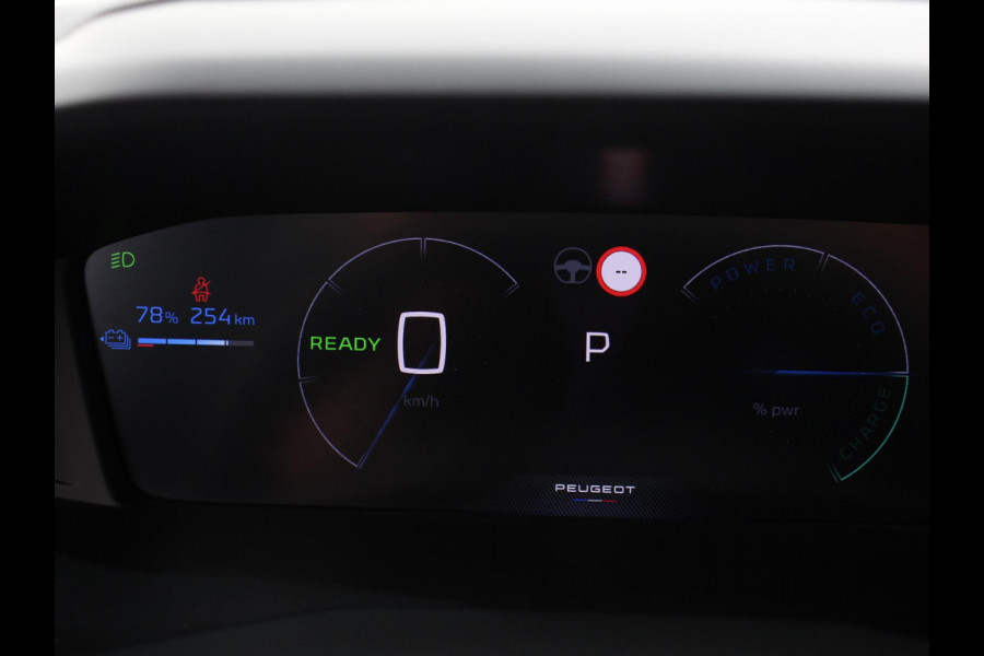 Peugeot e-2008 EV Allure 50 kWh Navigatie Apple Carplay/Android Auto Climate Control Led Parkeer sensoren Cruise Control Stoelverwarming Camera 360