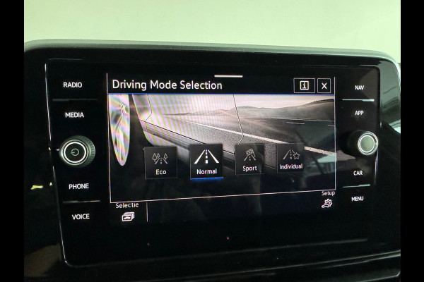 Volkswagen T-Roc 1.5 TSI Life Keyless|Front Assist|Camera|Lane Assist|ACC|Carplay
