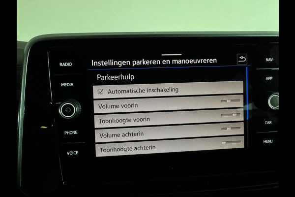 Volkswagen T-Roc 1.5 TSI Life Keyless|Front Assist|Camera|Lane Assist|ACC|Carplay