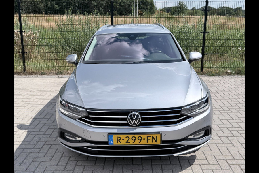 Volkswagen Passat Variant 1.5 TSI Business | Carplay | PDC | Camera |