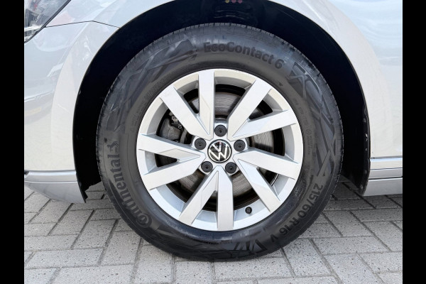 Volkswagen Passat Variant 1.5 TSI Business | Carplay | PDC | Camera |
