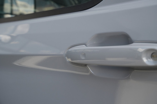 Ford E-Transit Custom 340 L2H1 Sport 71 kWh 218pk - 2x Schuif - Stoel/Stuurverwarming - Cruise - Keyless - Rijklaar