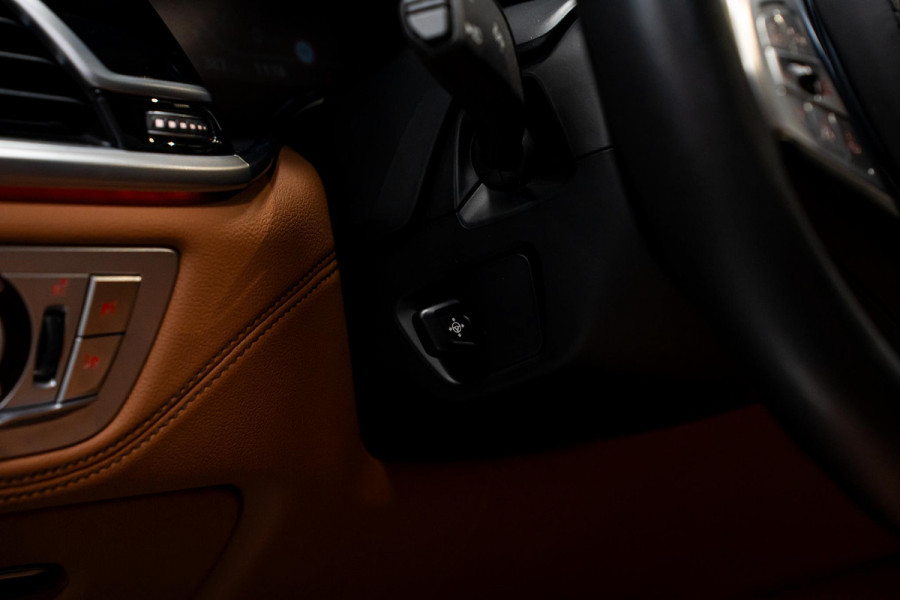 BMW 7 Serie 750i xDrive High Executive *M-Sport / Harman-Kardon / Stoelmassage + ventilatie / HUD / Surround-view*