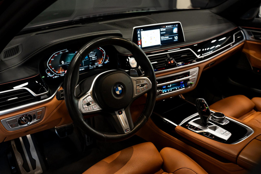 BMW 7 Serie 750i xDrive High Executive *M-Sport / Harman-Kardon / Stoelmassage + ventilatie / HUD / Surround-view*